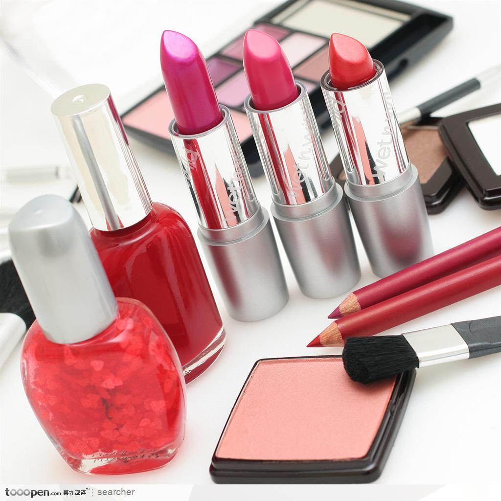食药监总局组织起草了《化妆品分类规范（征求意见稿）》